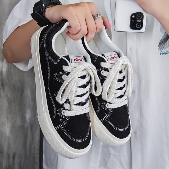 Trendy Men's Skate Shoes American Niche Casual Shoes Autumn New Versatile Thick-Soled Red Canvas Shoes for Men