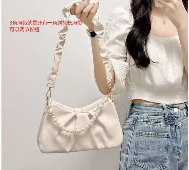French Versatile White Pleated Cloud Bag for Women  New Pearl Chain Armpit Bag Single Shoulder Crossbody Bag for Women