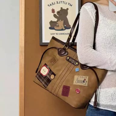 Niche Collage Retro Collection Tote Bag Versatile Large Capacity Autumn and Winter Daily Commuting Shoulder Bag