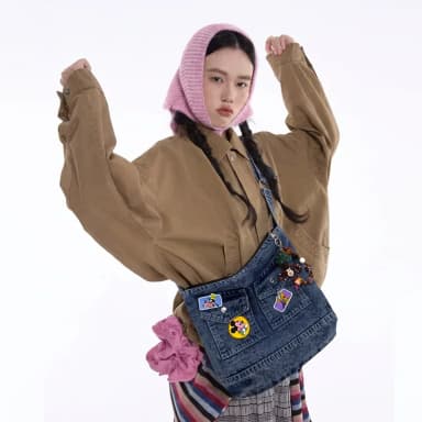 Denim crossbody bag for women with cartoon patches, large-capacity fashion trendy shoulder bag for students
