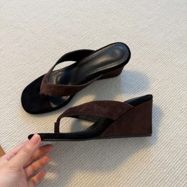 Sheepskin Version~ Height-Increasing Flip-Flops for Petite Women, Summer Outdoor Wear, Thick-Soled Relaxed Sandals for Women