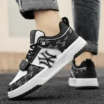 Spring New Korean Style High-end Casual Design Niche Sneakers Sports Heightening Small White Trendy Shoes - Image 4