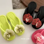 Influencer Picks Ins Phalaenopsis Flip-Flops Women's New Summer Fashion Flats Soft Bottom Beach Slippers - Image 3