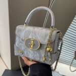 High-End Silver Small Bag for Women New Trendy Fashion Versatile Crossbody Bag Popular Hot-Selling Hand-Held Small Square Bag