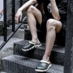 New Cross-border Hole Shoes Men's and Women's Summer Out Casual All-match Beach Thick Sole Shoes Men's Sandals and Slippers - Image 4