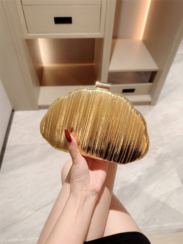 O1CN01cTCtRR1WWcR6twYBx 2208404052796 0 cib