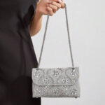 Cross-border New Fashion Celebrity Rhinestone Handmade Bag Clothing Alloy Chanel Style Shoulder Crossbody Evening Bag - Image 4